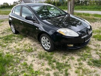 Fiat Bravo 1.4 benzin 70 kw r.v.2007 pouze105 tkm