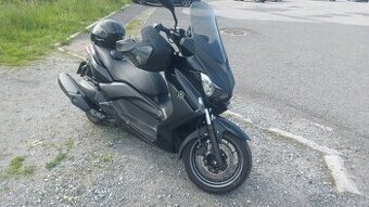Prodám Yamaha X-MAX 400 r.v. 2015 ČR, jen 17 tis km