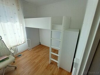 Patrová postel Ikea se skříní
