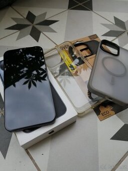 iPhone 15 pro max top stav jako novy