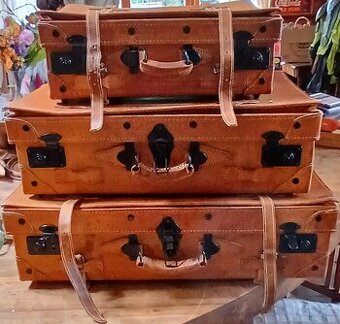 Kožené retro kufry