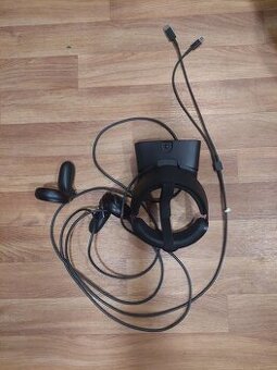 Oculus Rift S (poškozený)