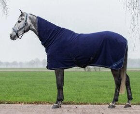 Odpocovací deka s krkem, Brilliance QHP