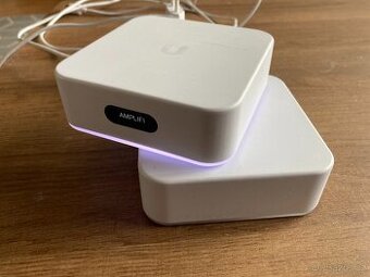 Ubiquiti AmpliFi Wifi- 1x Router + 1x Mesh Point