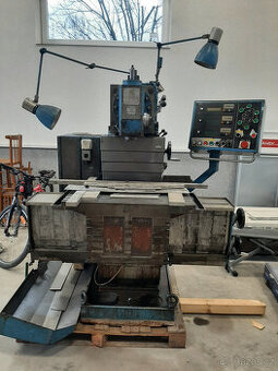 Frézka nástrojářská FNGJ 32