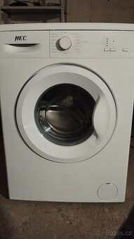 Pračka HEC na 5 kg A++