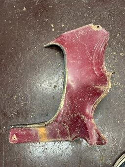 Predám pravý podsedlový plech ČZ  125 175/450 250/455  45x