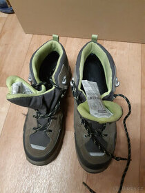 Trekové boty vel. 38