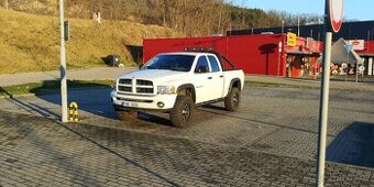 Dodge ram 1500 lifted mnoho úprav LPG  6ti místná kabina