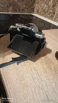 Olympus OM-D E10 MarkII + Sigma 19mm f/2.8