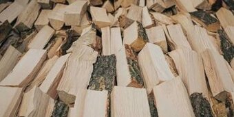 Tvrdé palivové dřevo