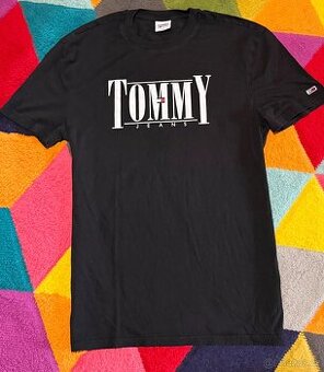 TOMMY HILFIGER UNISEX KRÁSNÉ TRIKO M