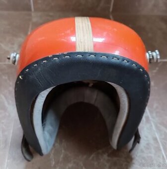 Veteránská kožená helma - sběratelský kus