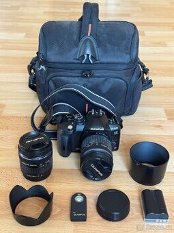 Olympus E-520 + 2 objektivy + příslušenství