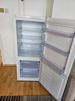 Beco - lednice s mrazákem