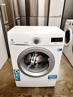 Pračka Electrolux 6 kg 1000 ot. slim, ZÁRUKA