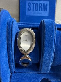 Prodám stříbrné náramkové hodinky značky Storm