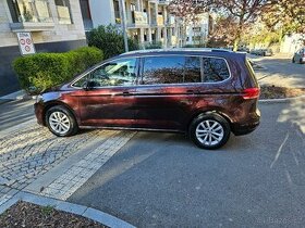 VW Touran 1.5 TSI Highline, DSG, nezávislé topení