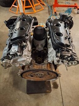 Motor Land rover 3.0 sdv6