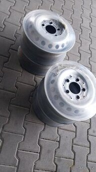 Prodám NOVÉ disky Mercedes Sprinter,VW 5,5 x 15 et 83