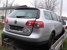 Prodám díly na VW. Passat B6 2.0TDI 103kw DSG R,V,2008 - 1