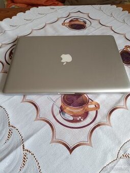 Prodám nebo vyměním Macbook Pro.