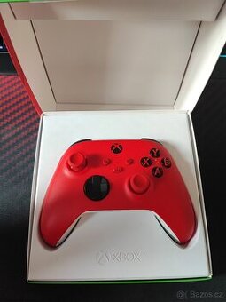 Xbox ovladač Pulse Red