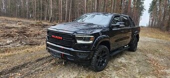 DODGE RAM 5.7 HEMI 4x4 LAMAIE FULL OPCJA ROLLBAR