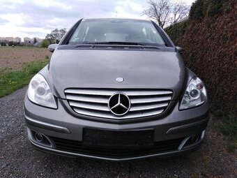 MERCEDES B 180 CDi NAFTA 80 KW KLIMA, TAŽNÝ ZA 74,,,