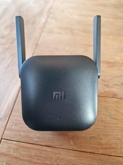 Xiaomi Mi Wi-Fi Range Extender Pro DVB4352GL