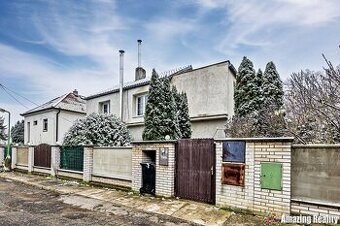 Prodej RD s pozemkem 890 m2, v ul. Lipová, Klecany