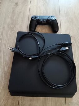 Playstation 4 slim