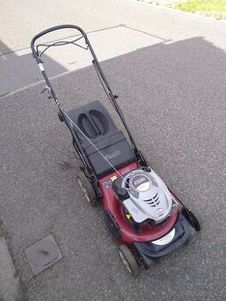 Benzínová sekačka s pojezdem 47 cm