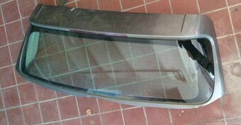 Zadni sklo Mercedes Benz B180 W245