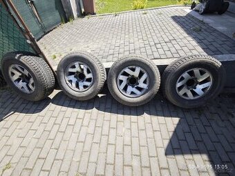 Kola 6x139 nové zimní pneu Bridgestone 245/70 R16