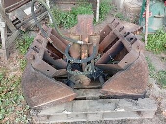 Hydraulický drapák na UNHZ 500