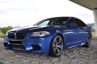 BMW M5 F10, 2012 – nový motor / turba