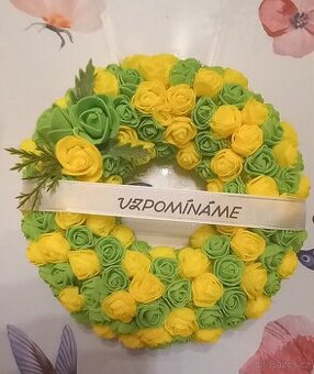 Věnec na hrob nebo dekoraci