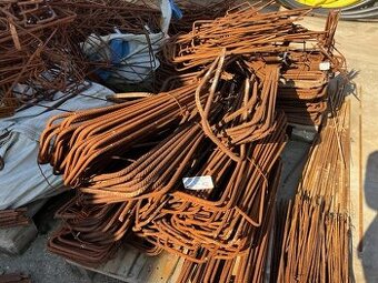 Ocelové třmínky větší množství