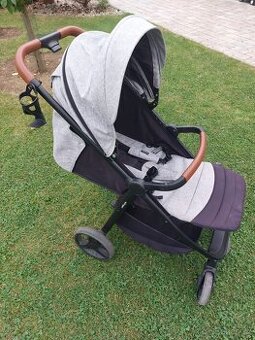 Kočárek 4baby Stinger
