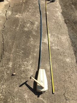 Dálkové ovládání závěsného lodního motoru