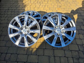 Sada alu kol 5x114.3 18" Nissan 350Z atd..