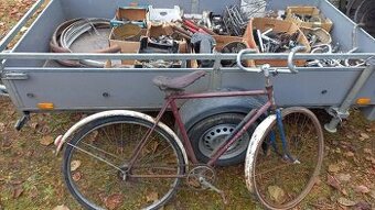 Pozůstalost staré jízdní velo kolo bicykl díly Eska Favorit