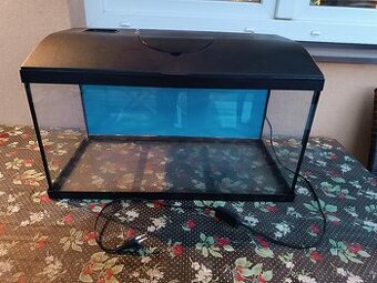 Akvárium včetně vybavení