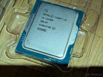 Intel Core i5-12400 (LGA1700) + nový Intel chladič