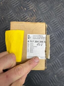 Motor 3-cestného ventilu Junkers/Bosch