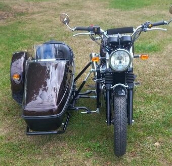 Royal Enfield Interceptor 650 + side Velorex