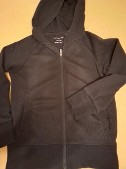 Chlapecká černá mikina Primark vel. 9-10 let (140 cm)