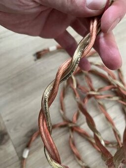 Reproduktorové kabely Oehlbach a Monacor 2,3 m