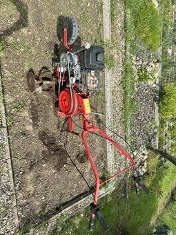 Prodám Kultivátor Briggs&Stratton 800series 205cc